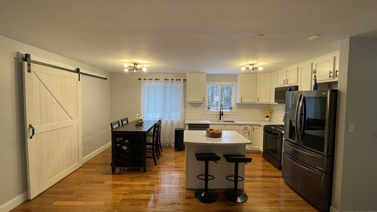 Photo of Kitchen in Geyser Crest