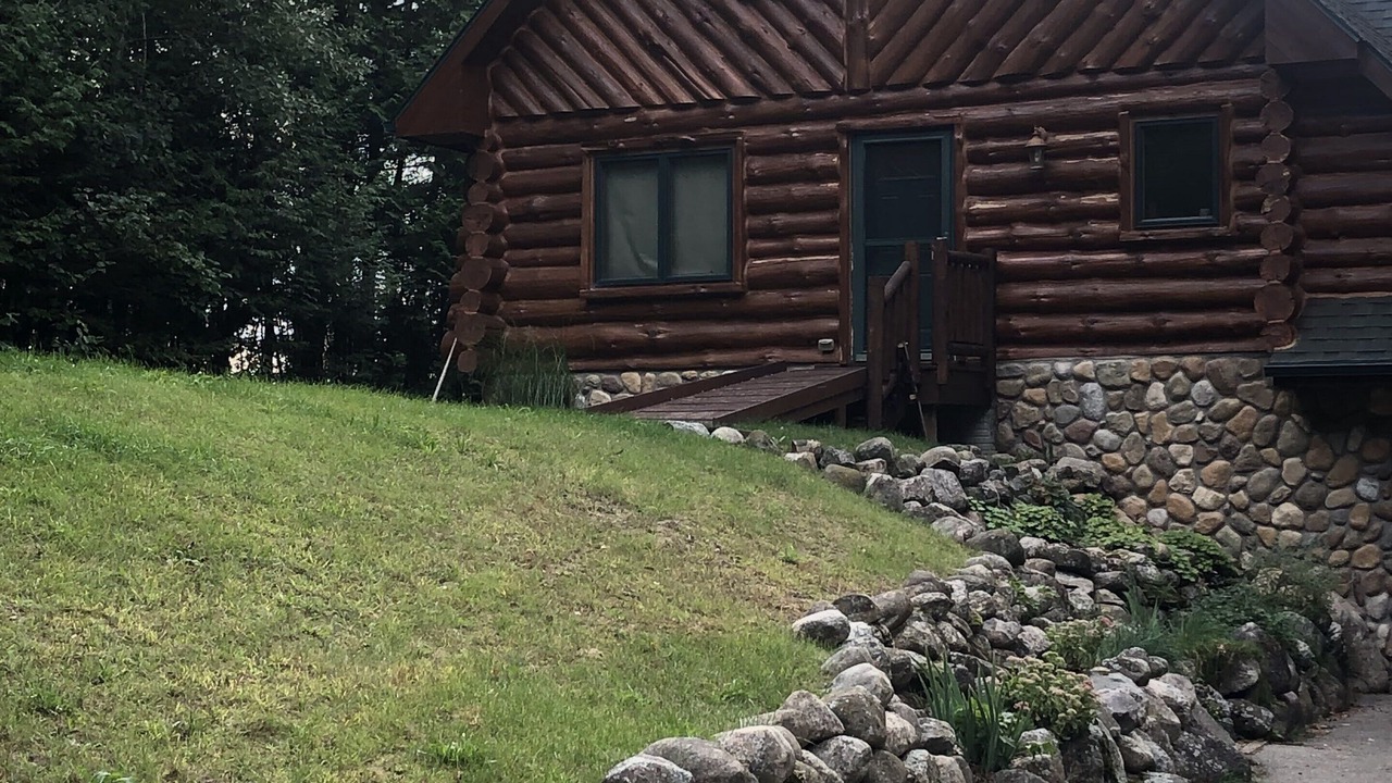 Photo of Outdoor in Skidway Lake