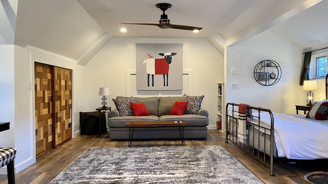 Photo of Bedroom in Stowe