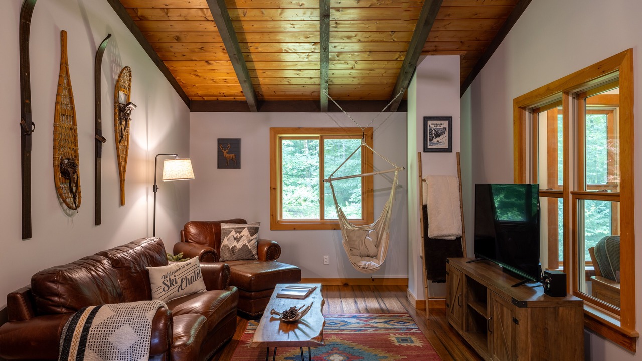 Photo of Livingroom in Jeffersonville