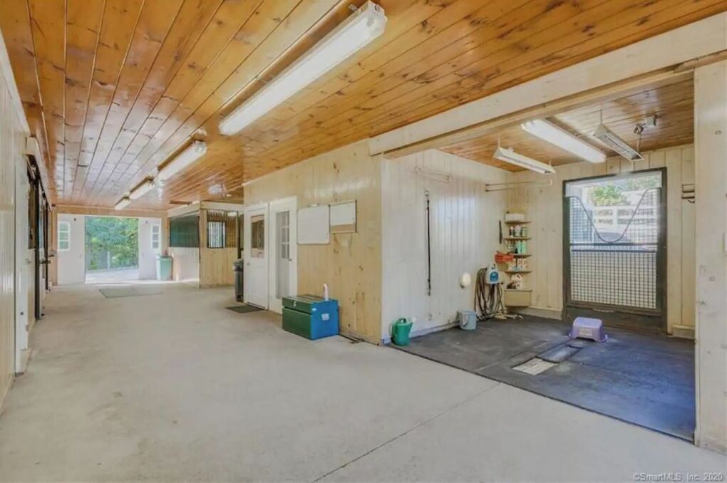 Photo of Others in Maple Hill
