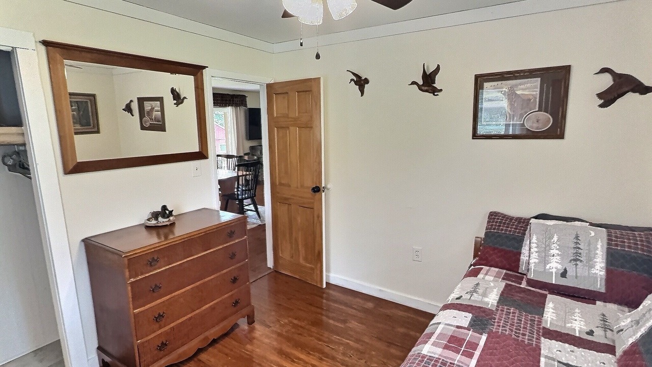 Photo of Bedroom in Mannsville