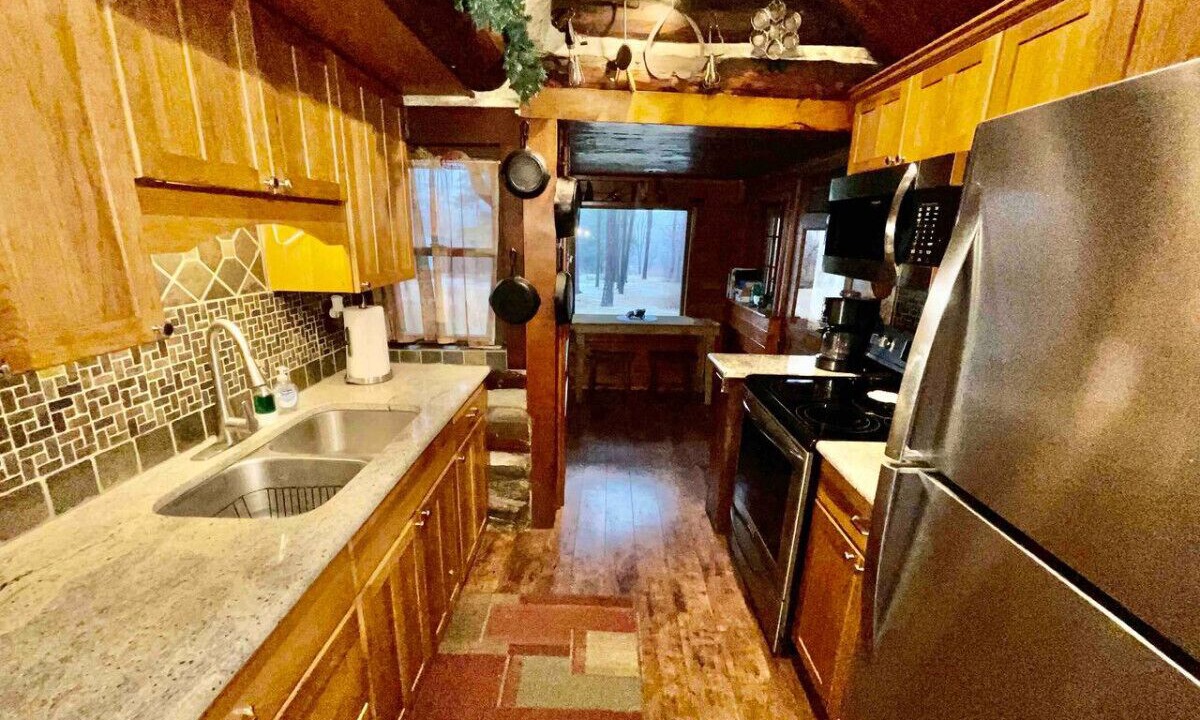 Photo of Kitchen in White Lake