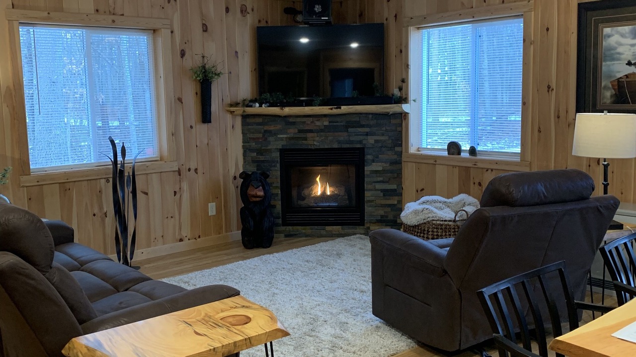 Photo of Livingroom in Northwoods Beach