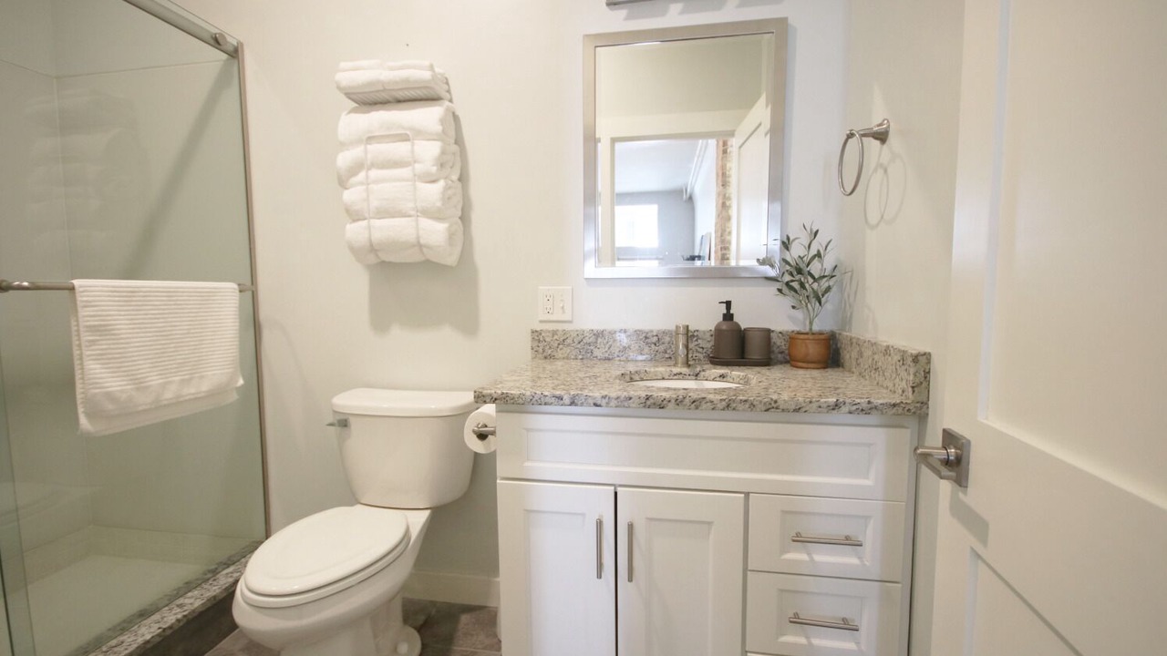 Photo of Bathroom in Old Port