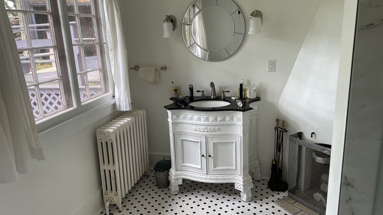 Photo of Bathroom in Keene