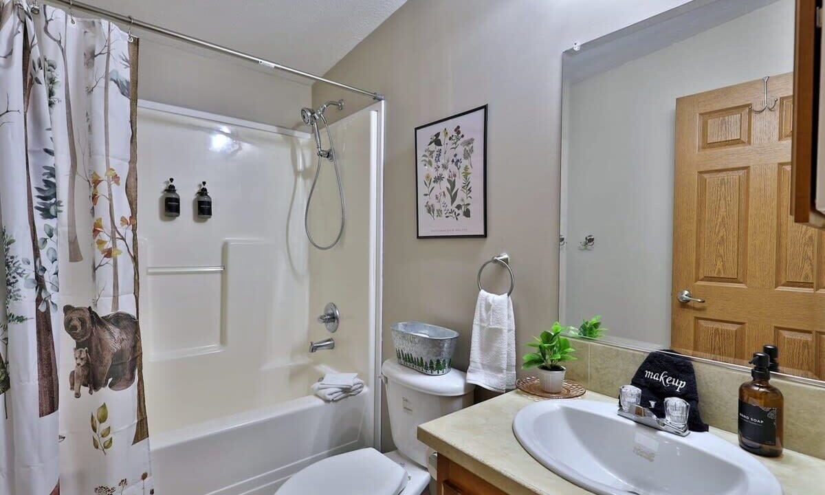 Photo of Bathroom in Bridgewater Corners