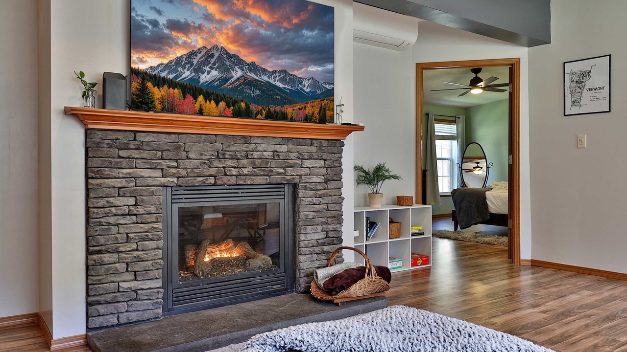 Photo of Livingroom in Bridgewater Corners