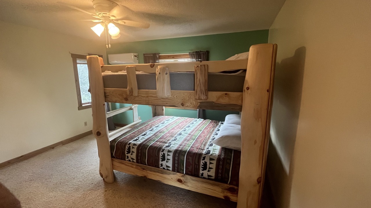 Photo of Bedroom in Forbes