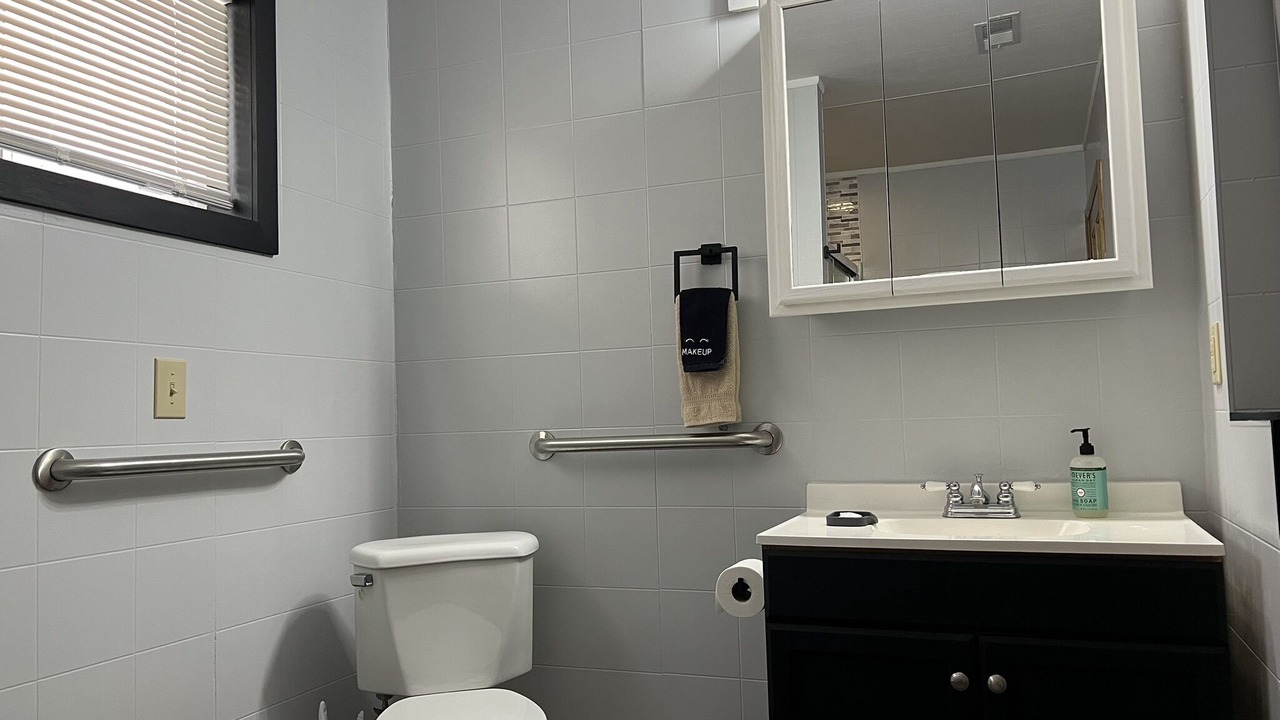 Photo of Bathroom in South Bloomingville