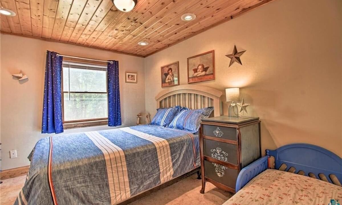 Photo of Bedroom in Douglas County
