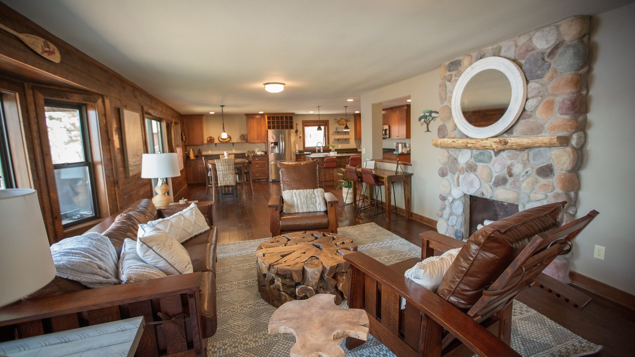 Photo of Livingroom in Chippewa Falls