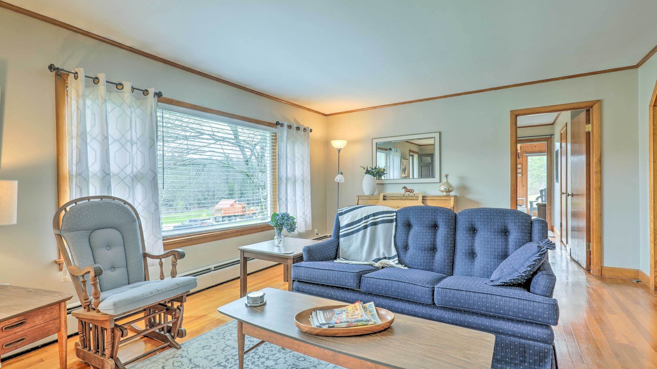 Photo of Livingroom in Westmoreland