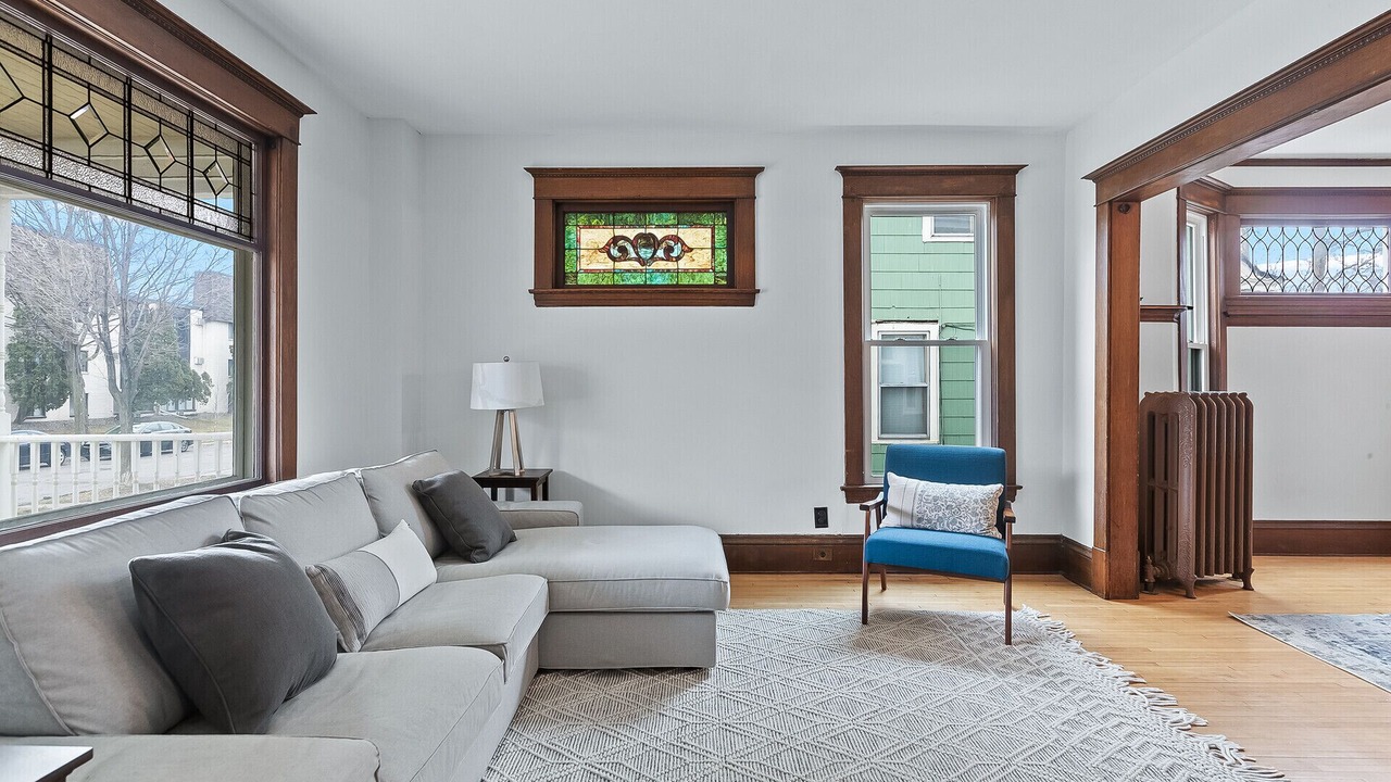 Photo of Livingroom in Whittier