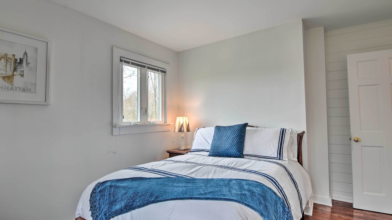 Photo of Bedroom in Highland