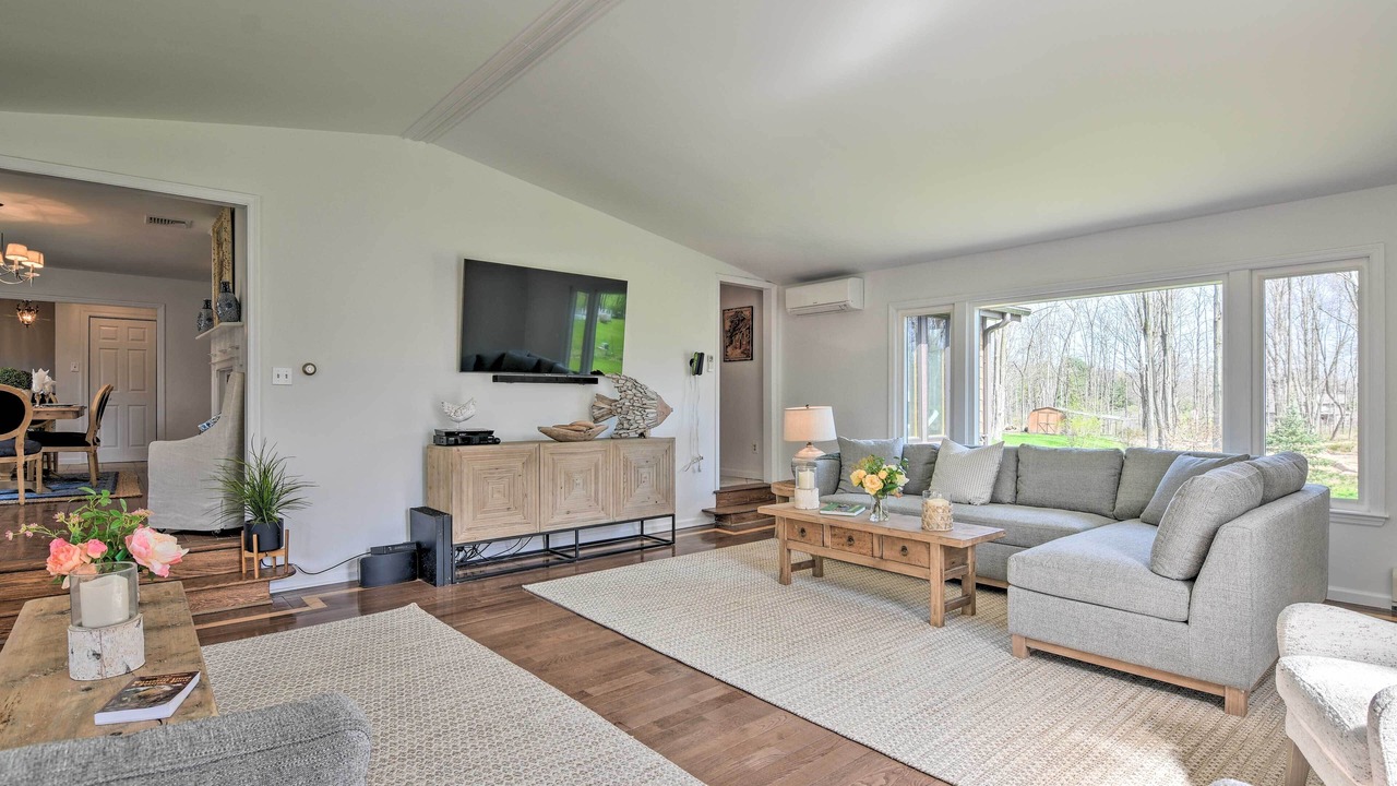 Photo of Livingroom in Highland