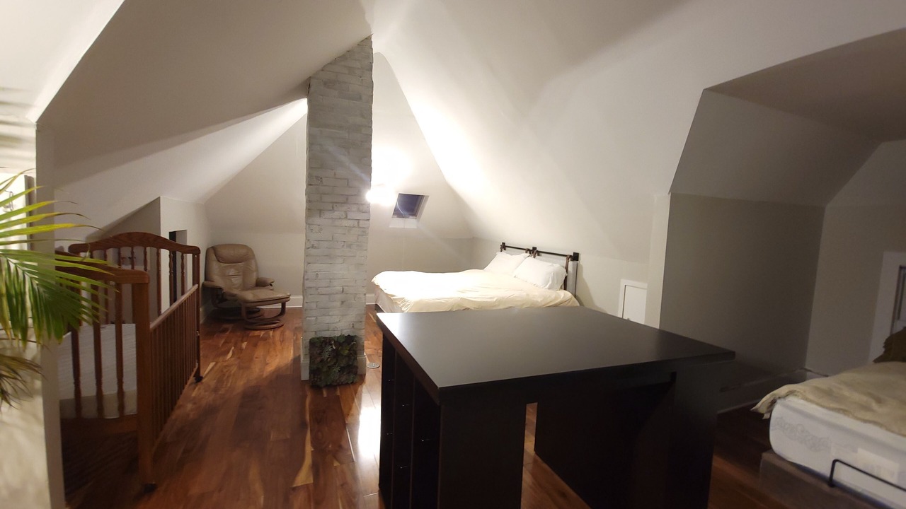 Photo of Bedroom in Lowry Hill East