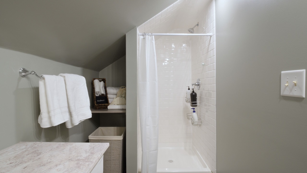 Photo of Bathroom in Midway