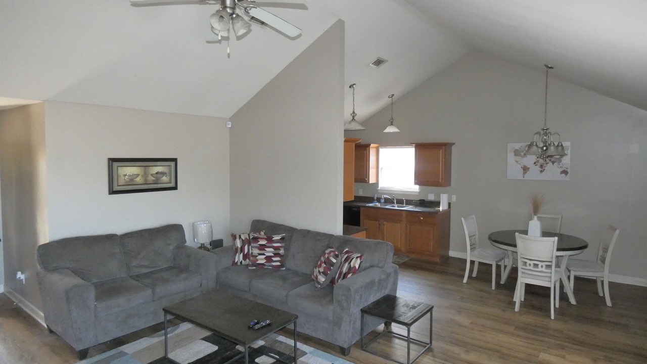 Photo of Livingroom in Jacksonville