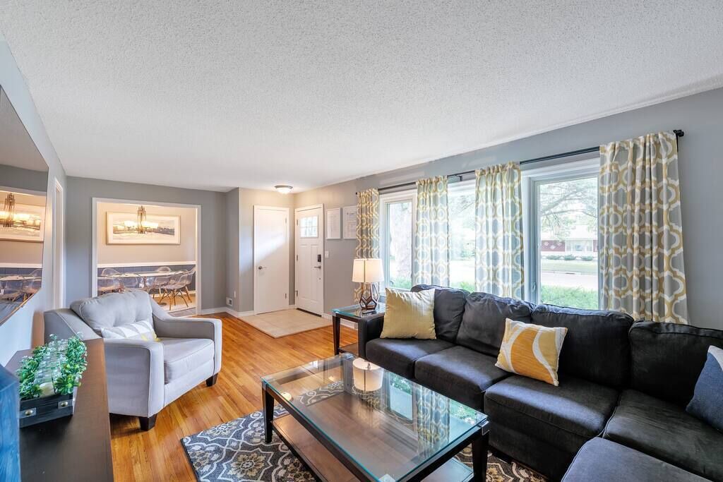 Photo of Livingroom in Edina