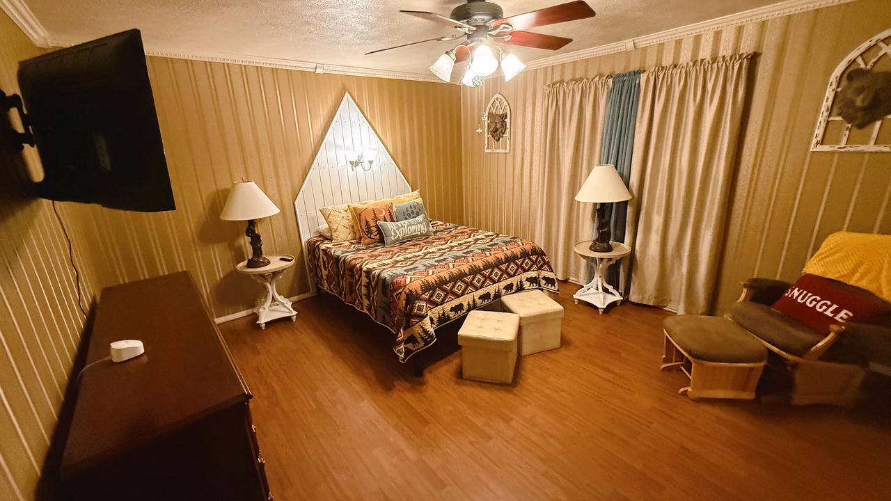 Photo of Bedroom in Ragland