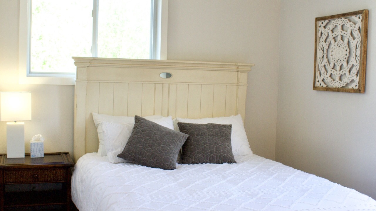 Photo of Bedroom in Los Alamos