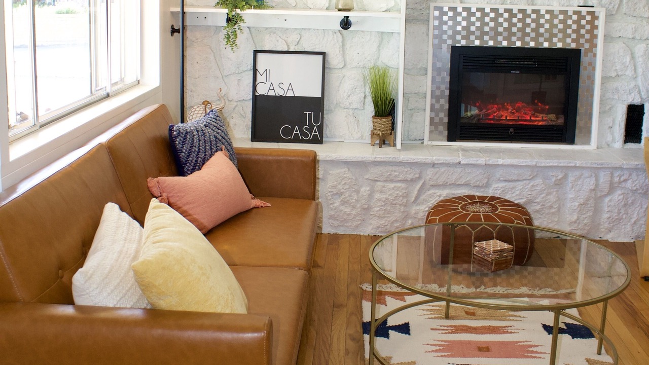 Photo of Livingroom in Los Alamos