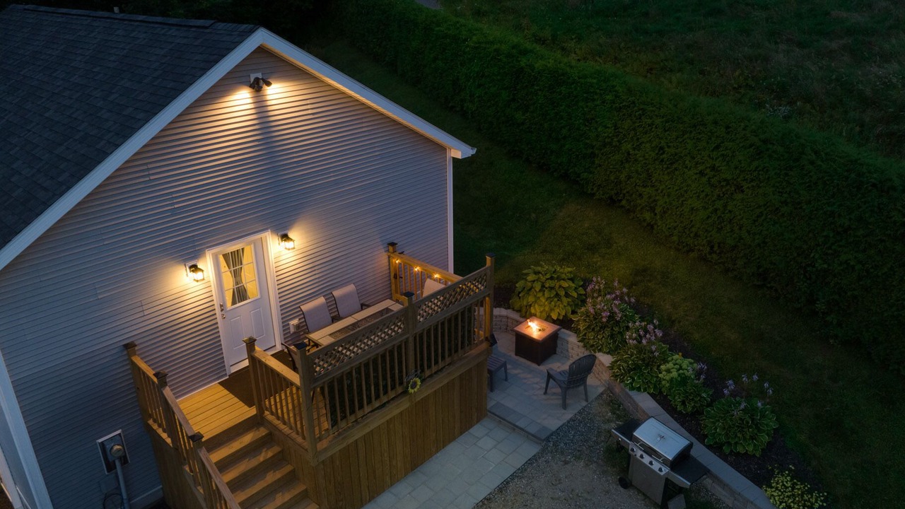 Photo of Patio Balcony in Jeffersonville