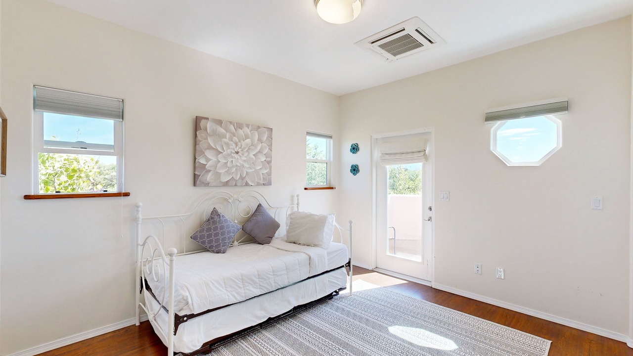 Photo of Bedroom in Southside