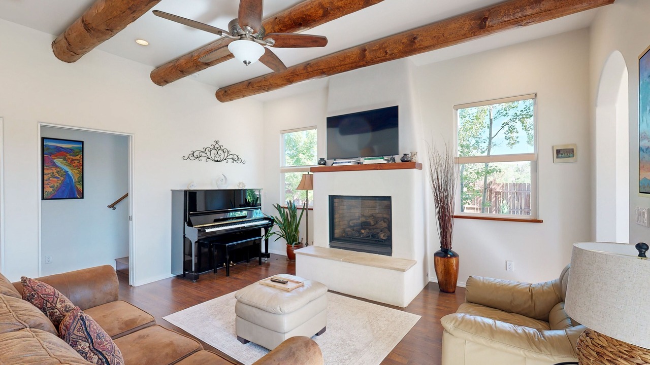Photo of Livingroom in Southside