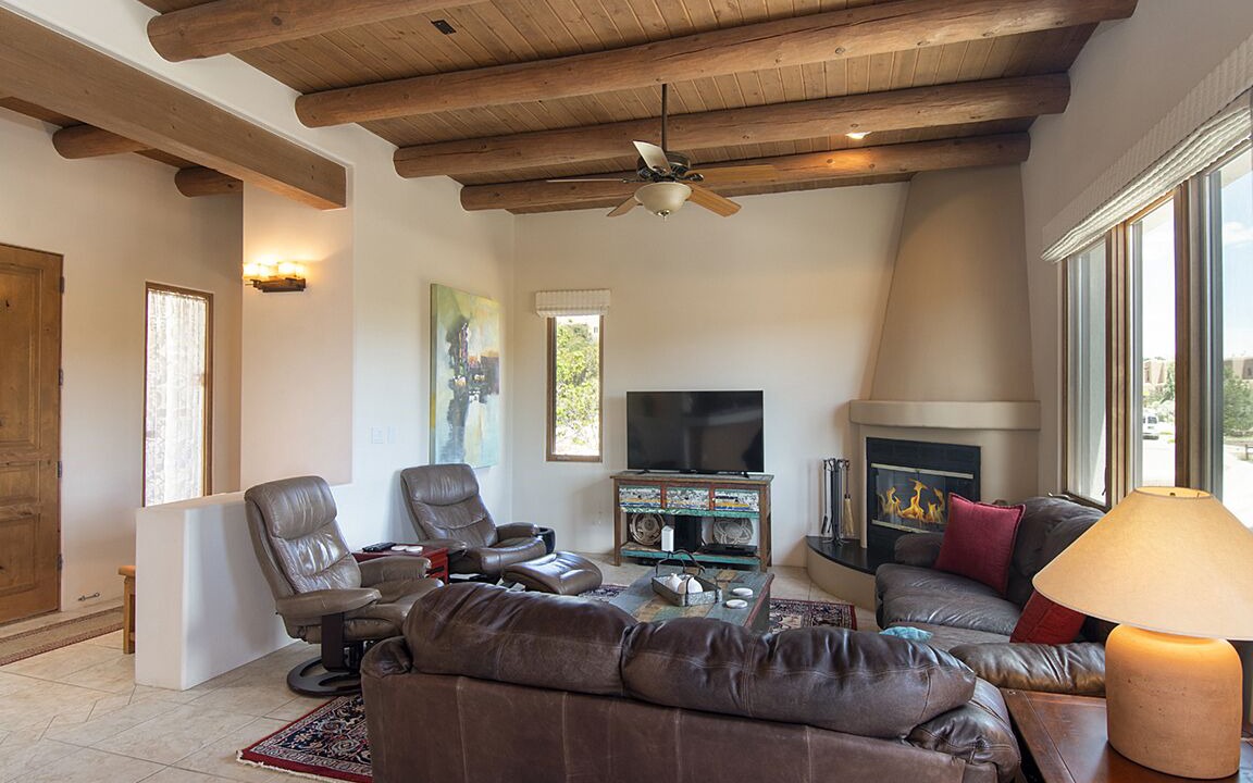 Photo of Livingroom in Santa Fe
