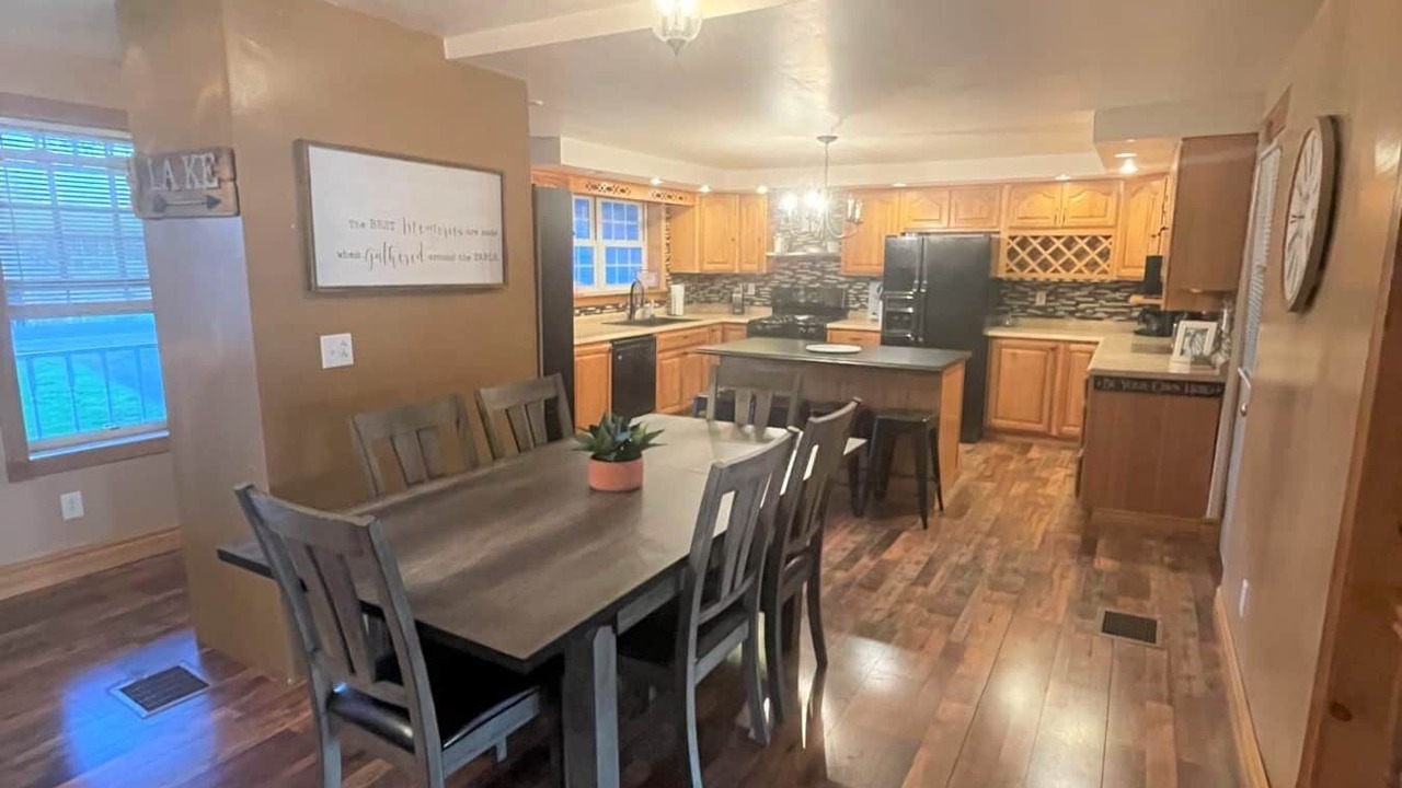 Photo of Bedroom in Brier Hill