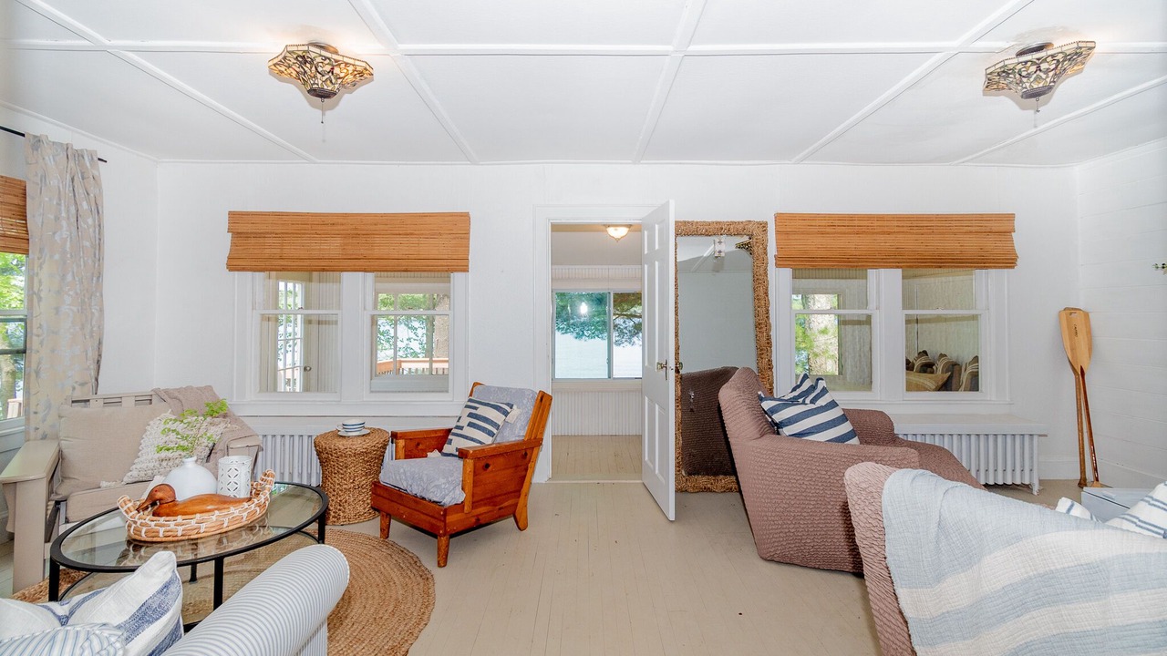 Photo of Livingroom in Melrose