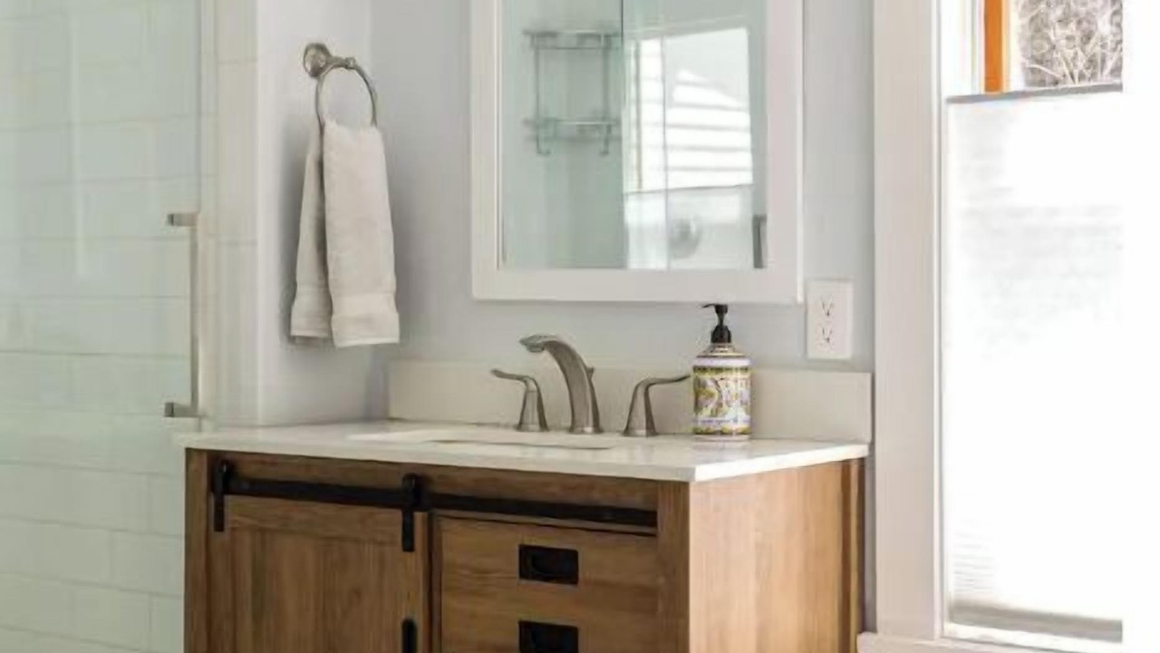 Photo of Bathroom in Warren