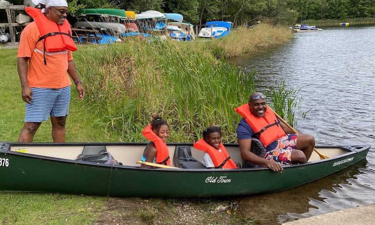 Photo of Others in Lake Ariel
