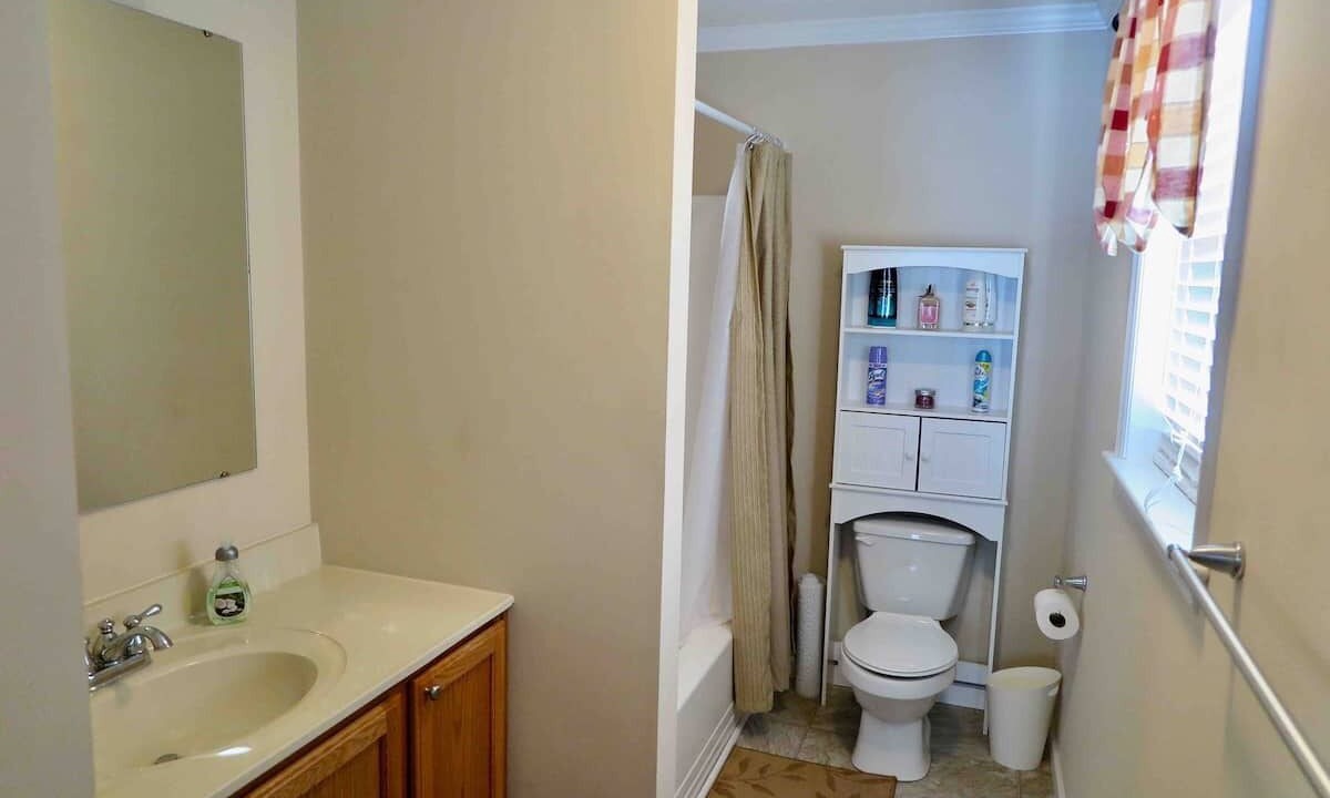Photo of Bathroom in Lake Ariel