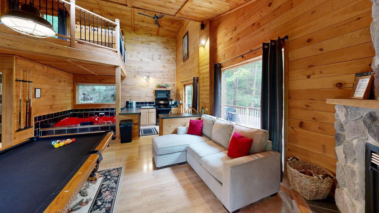 Photo of Livingroom in Norwalk
