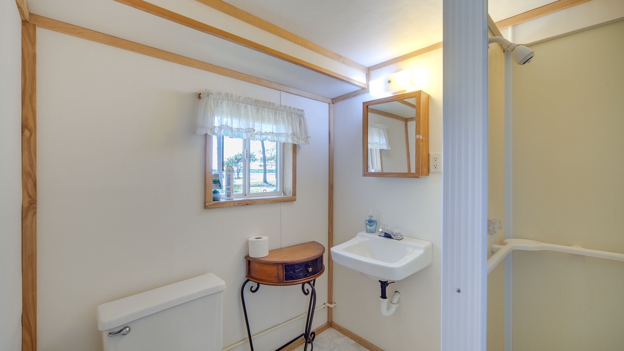 Photo of Bathroom in Stone Lake
