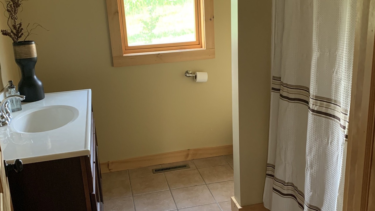 Photo of Bathroom in Alma