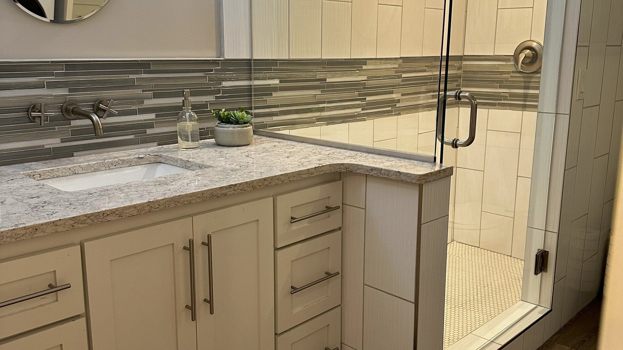 Photo of Bathroom in Woodbury