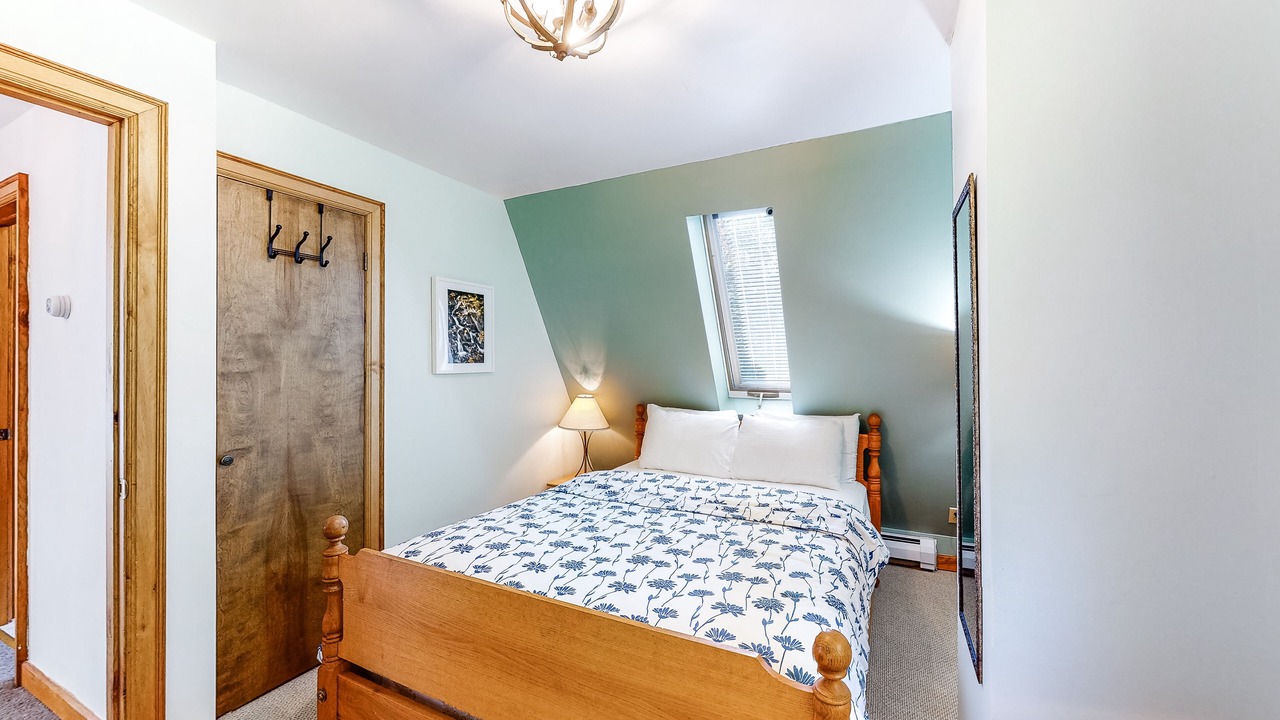 Photo of Bedroom in Pittsfield