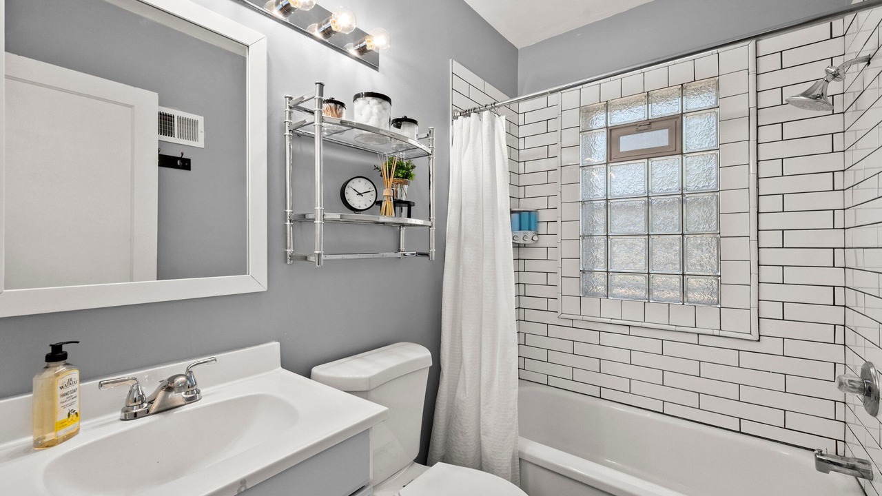 Photo of Bathroom in Wolfe Park
