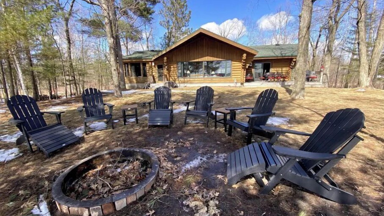 Photo of Outdoor in Luck