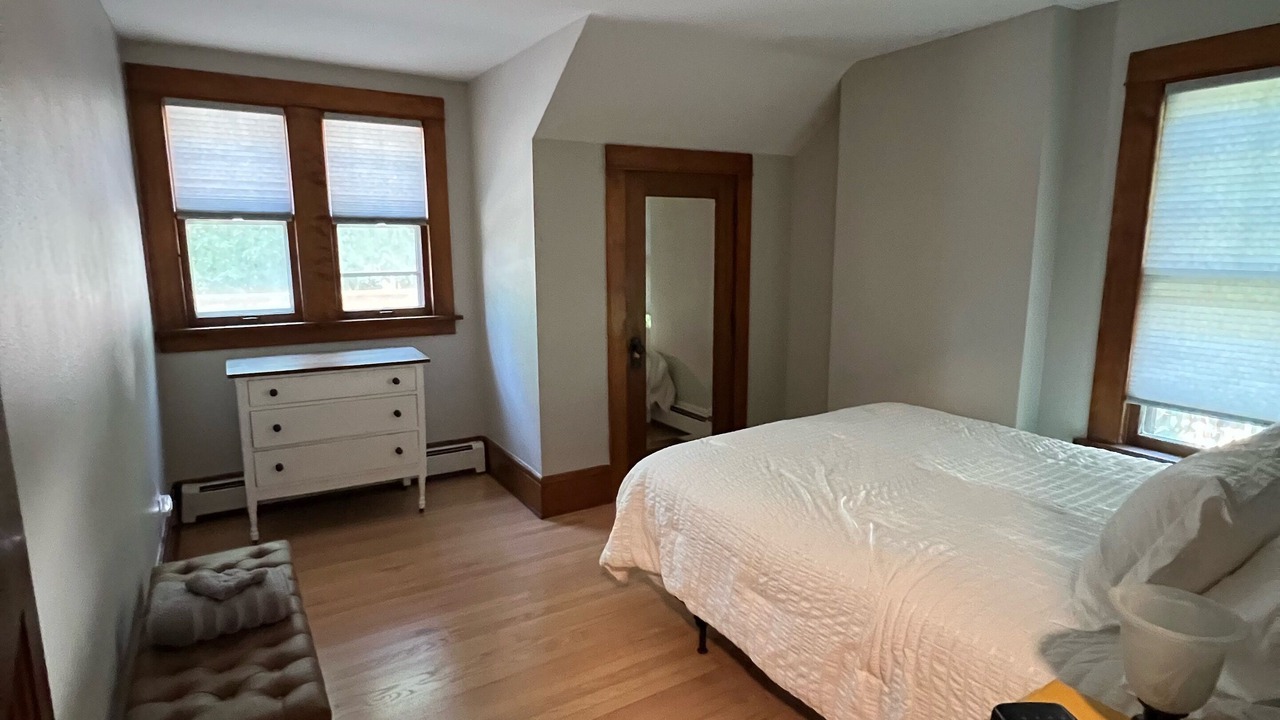 Photo of Bedroom in Decorah