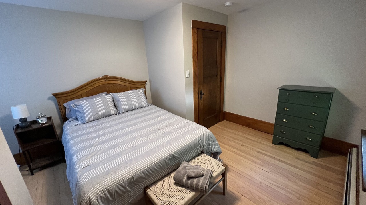 Photo of Bedroom in Decorah