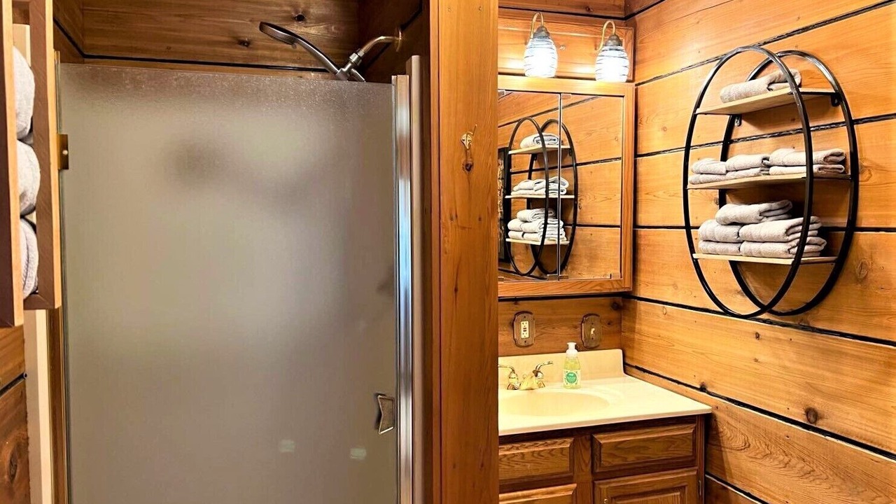 Photo of Bathroom in De Soto