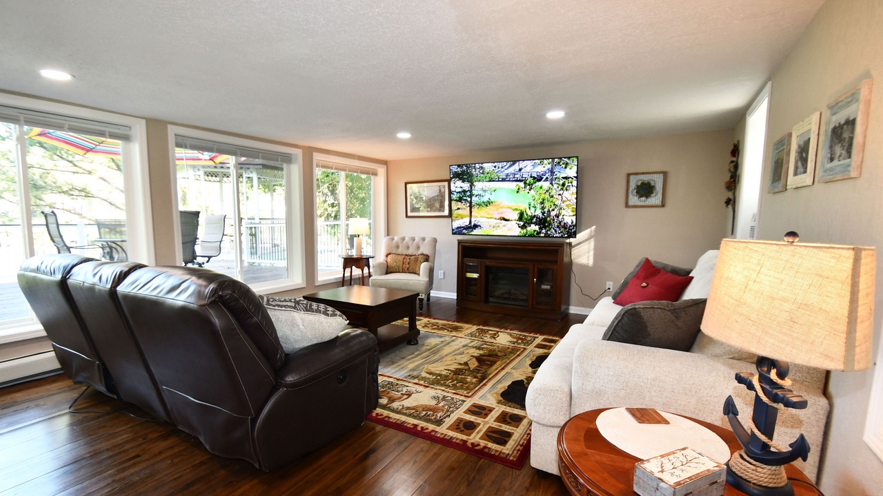 Photo of Livingroom in Lindstrom