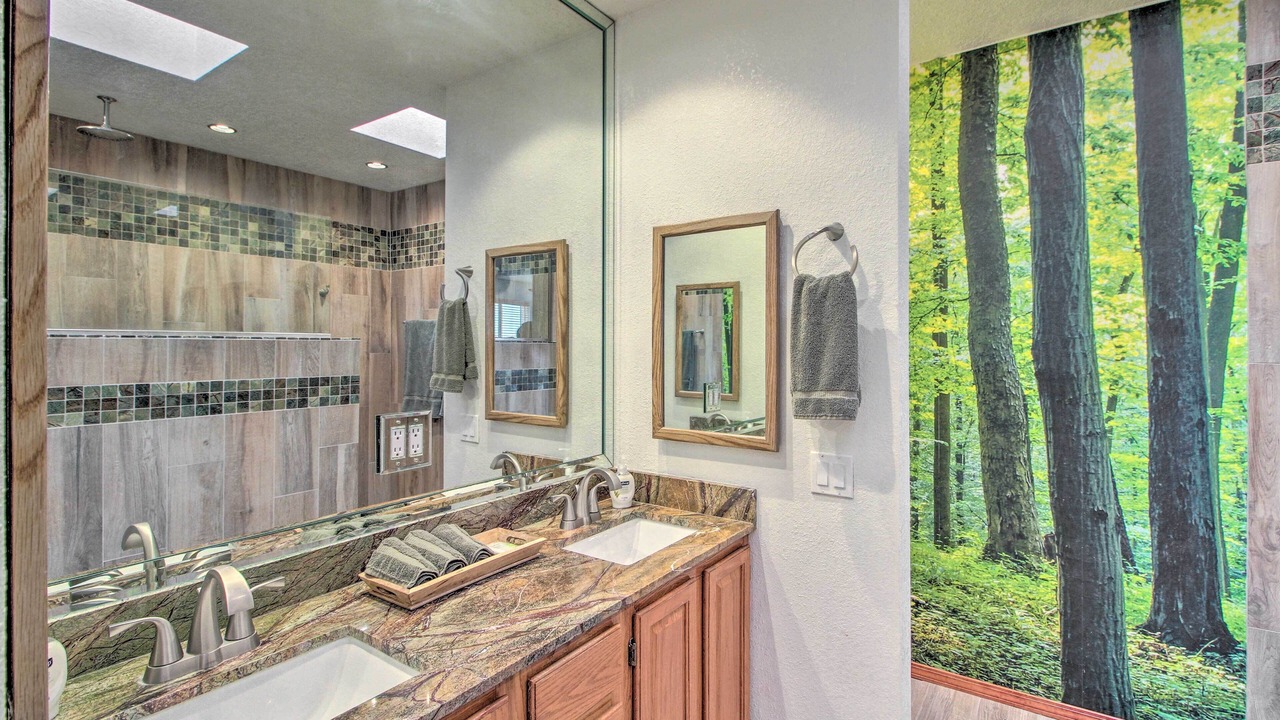 Photo of Bathroom in Northeast Heights