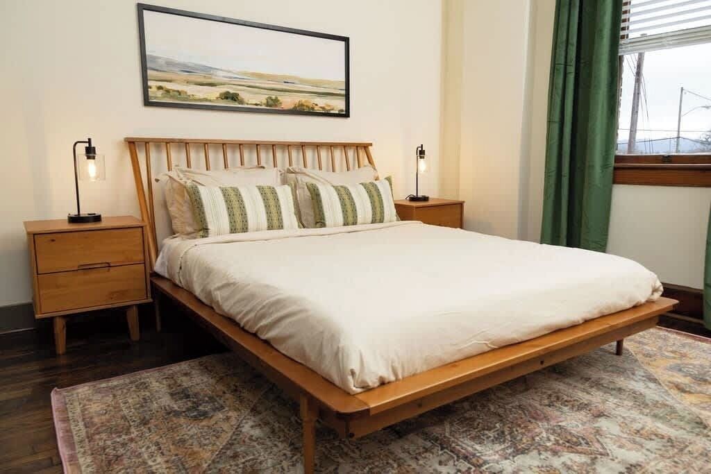 Photo of Bedroom in Roanoke