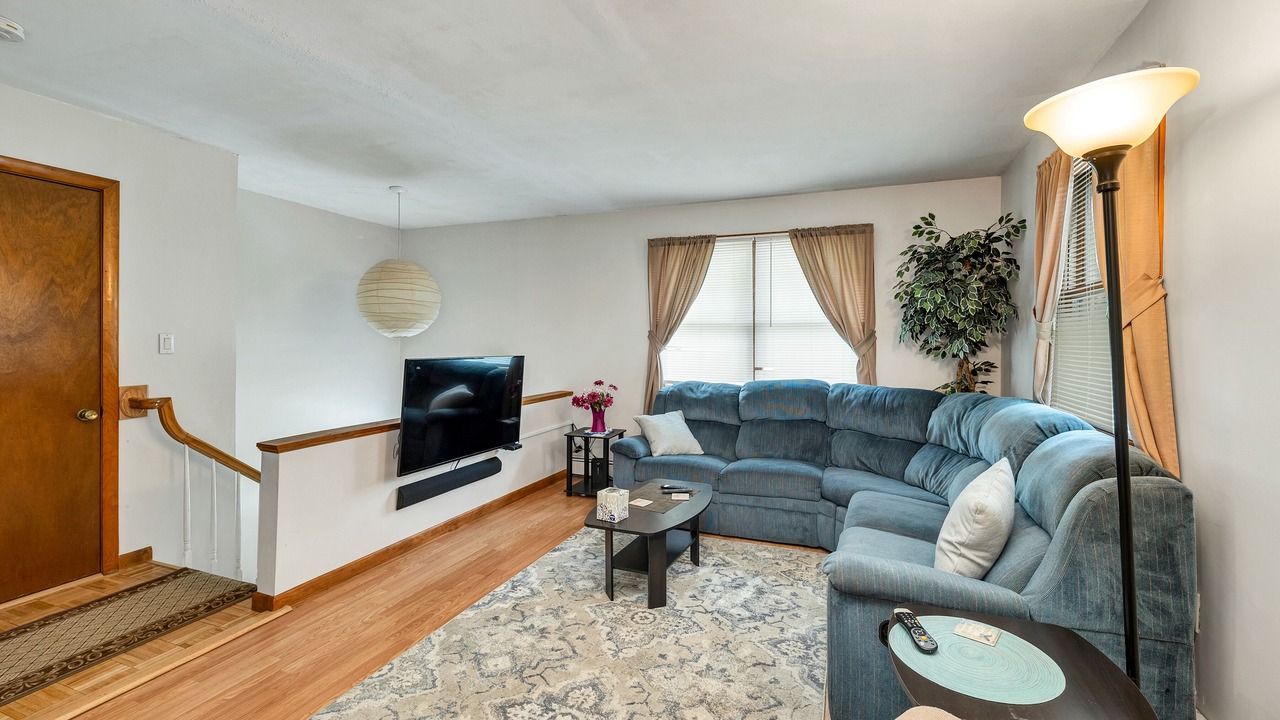 Photo of Livingroom in Meredith